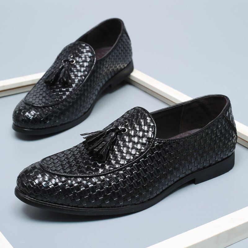 Heren Ademend Comfy Bottom Weave Vintage Kwastje Puntige Teen Slip On Business Casual Schoenen