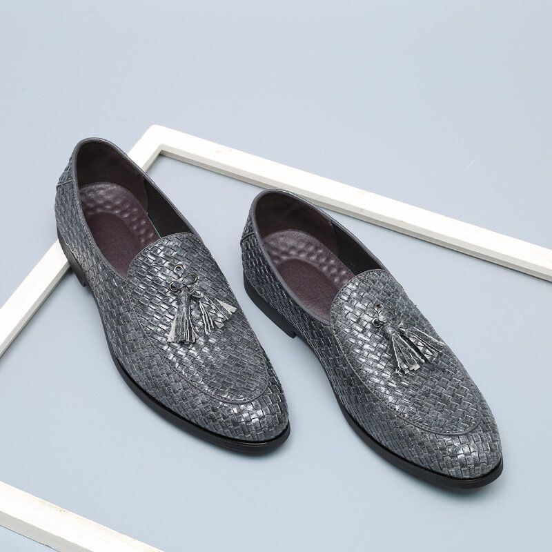 Heren Ademend Comfy Bottom Weave Vintage Kwastje Puntige Teen Slip On Business Casual Schoenen