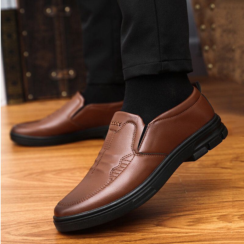 Heren Microfiber Ademend Zachte Comfortabele Bodem Slip On Casual Klassieke Zakelijke Schoenen