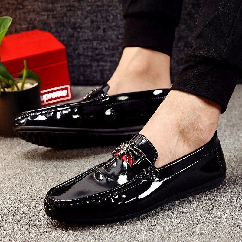 Heren Pu Vlinder Decoratie Mode Zakelijke Slip Op Leren Loafers