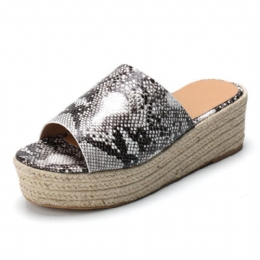 Serpentine Zachte Comfortabele Comfortabele Pantoffels Met Ronde Neus Wedge