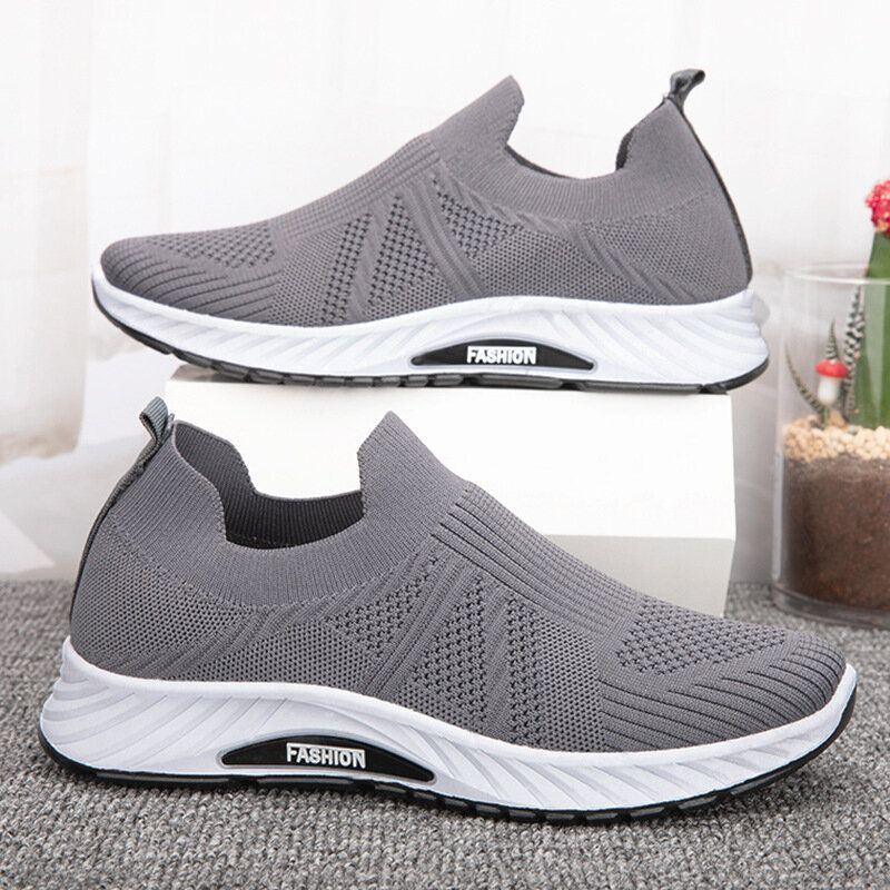 Heren Ademende Stof Zachte Zool Slip On Pure Kleur Comfortabele Sport Casual Wandelschoenen