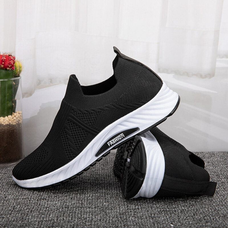 Heren Ademende Stof Zachte Zool Slip On Pure Kleur Comfortabele Sport Casual Wandelschoenen