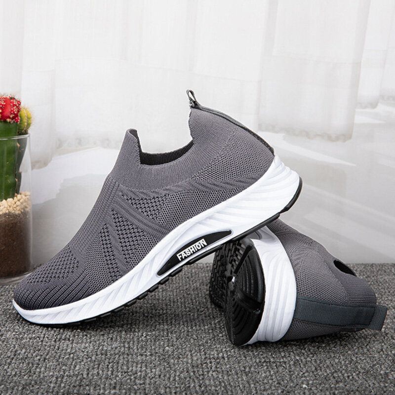 Heren Ademende Stof Zachte Zool Slip On Pure Kleur Comfortabele Sport Casual Wandelschoenen