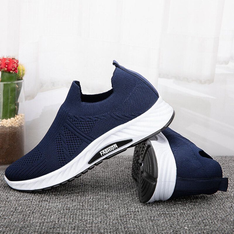 Heren Ademende Stof Zachte Zool Slip On Pure Kleur Comfortabele Sport Casual Wandelschoenen