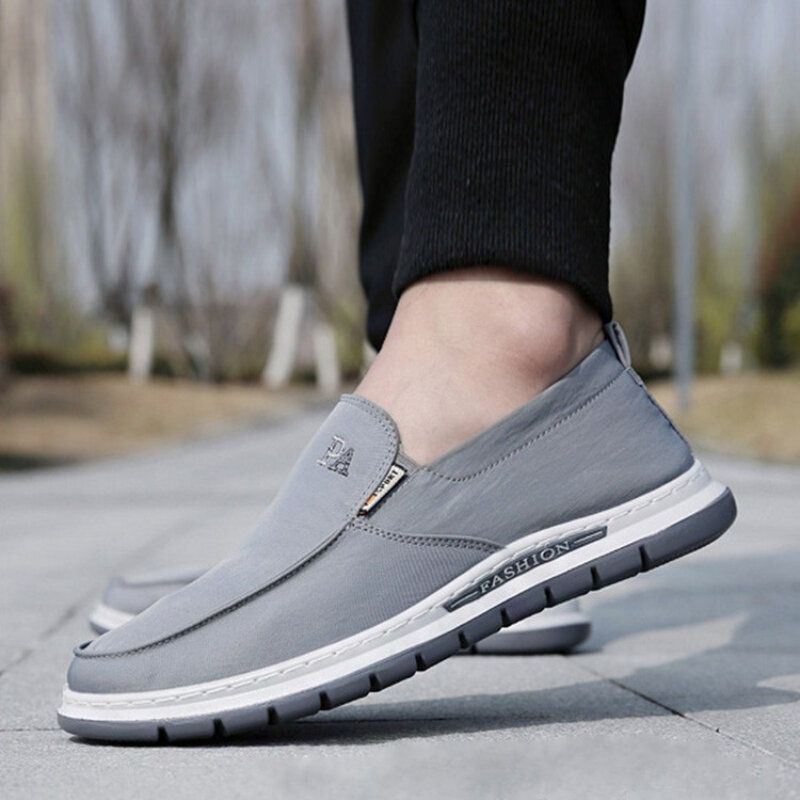 Heren Ademende Zachte Zool Pure Kleur Slip Op Oude Peking Casual Doek Schoenen