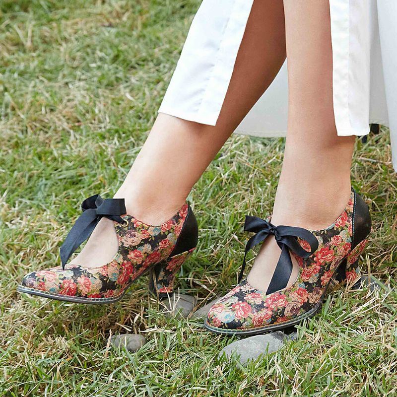 Dames Elegante Sierlijke Kleine Bloemen Bedrukt Comfortabele Wearable Lace Up Stiksels Chunky Heel Pumps