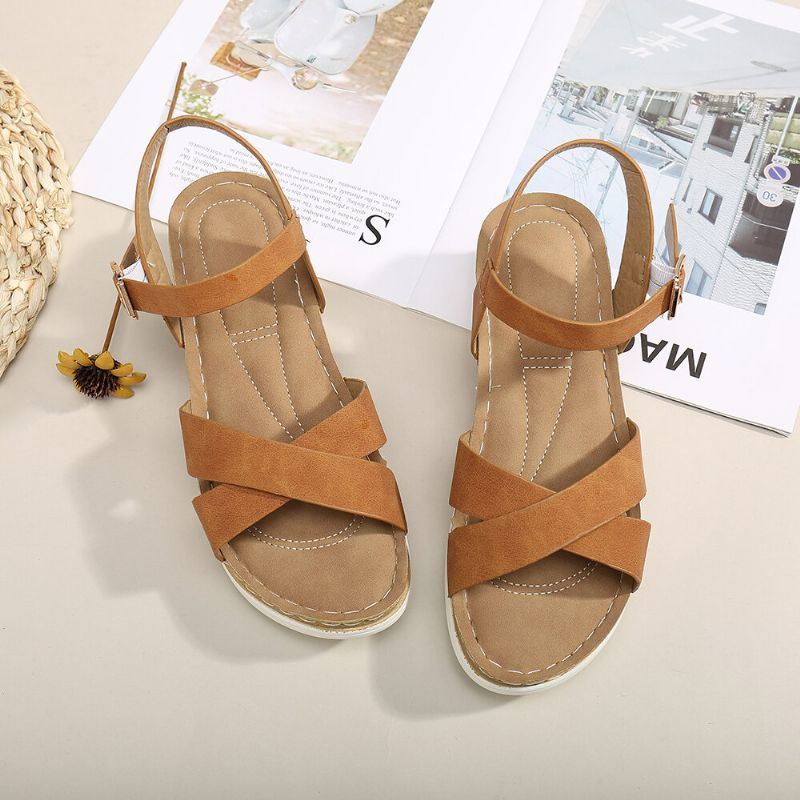 Comfortabele Lichtgewicht Sandalen Met Gekruiste Bandjes Voor Dames