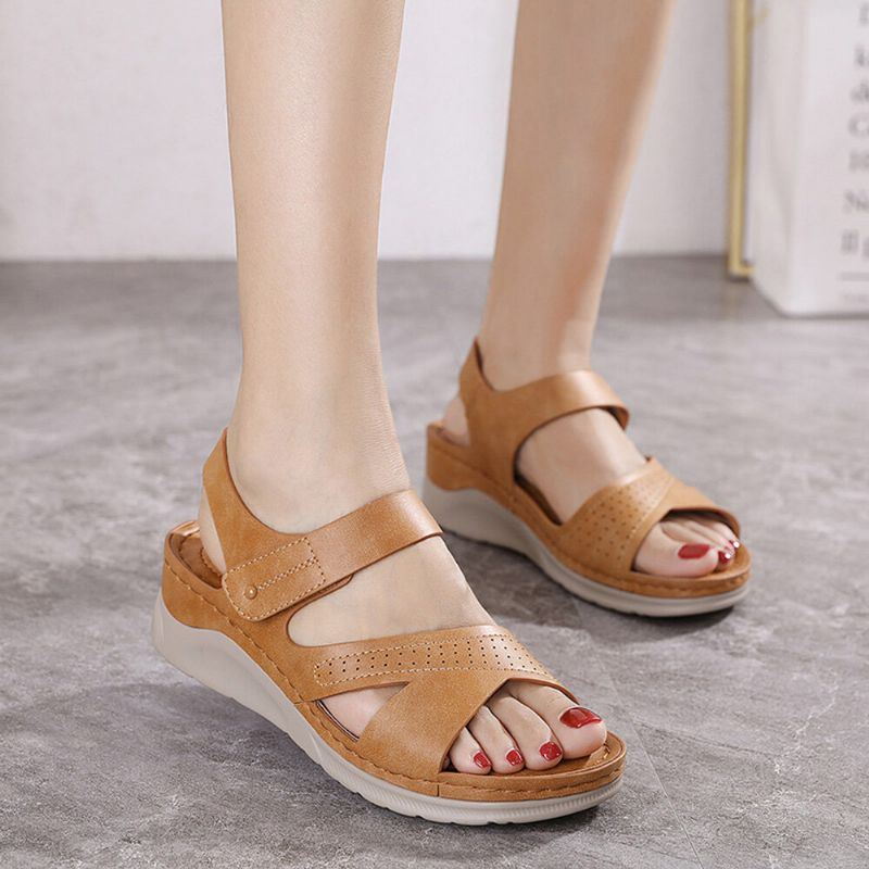 Dames Effen Kleur Dot Hollow Out Casual Comfortabele Wedges Hakken Streep Sandalen