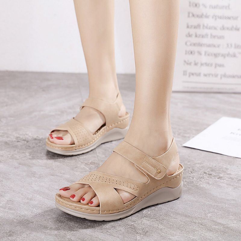 Dames Effen Kleur Dot Hollow Out Casual Comfortabele Wedges Hakken Streep Sandalen