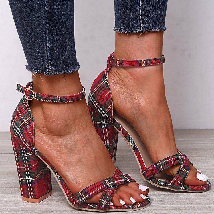 Dames Plus Size Lattice Chunky Heel Peep Toe Gesp Zomer Sandalen Met Hak