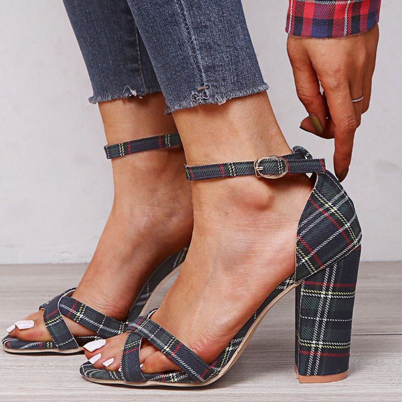 Dames Plus Size Lattice Chunky Heel Peep Toe Gesp Zomer Sandalen Met Hak