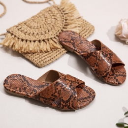 Dames Sandalen Met Gekruiste Riem En Gekruiste Riem