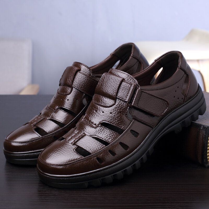 Heren Koeienhuid Ademend Uitgehold Antislip Zachte Dikke Bodem Gesloten Teen Casual Leren Sandalen