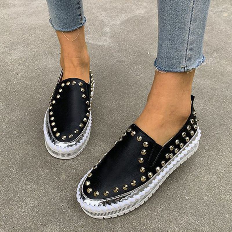 Dames Stijlvolle Klinknagel Solide Comfortabele Voering Zachte Bodem Platte Casual Loafers Schoenen