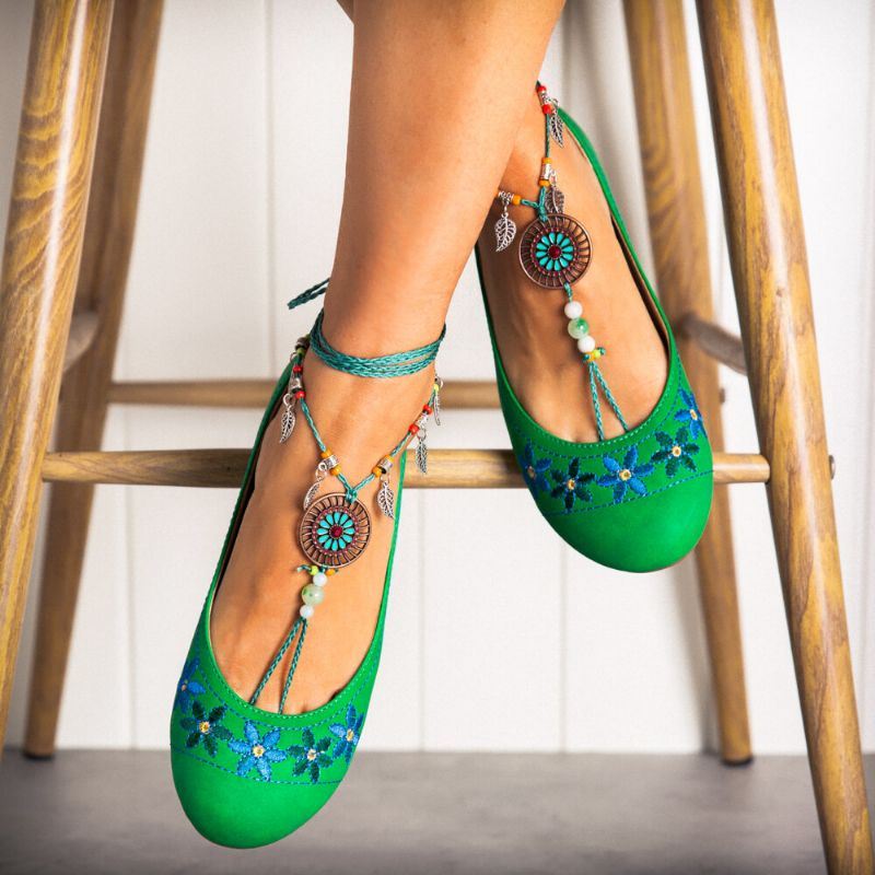 Geborduurde Casual Groene Loafers Met Kralenketting Voor Dames In Exotische Stijl Met Bloemen